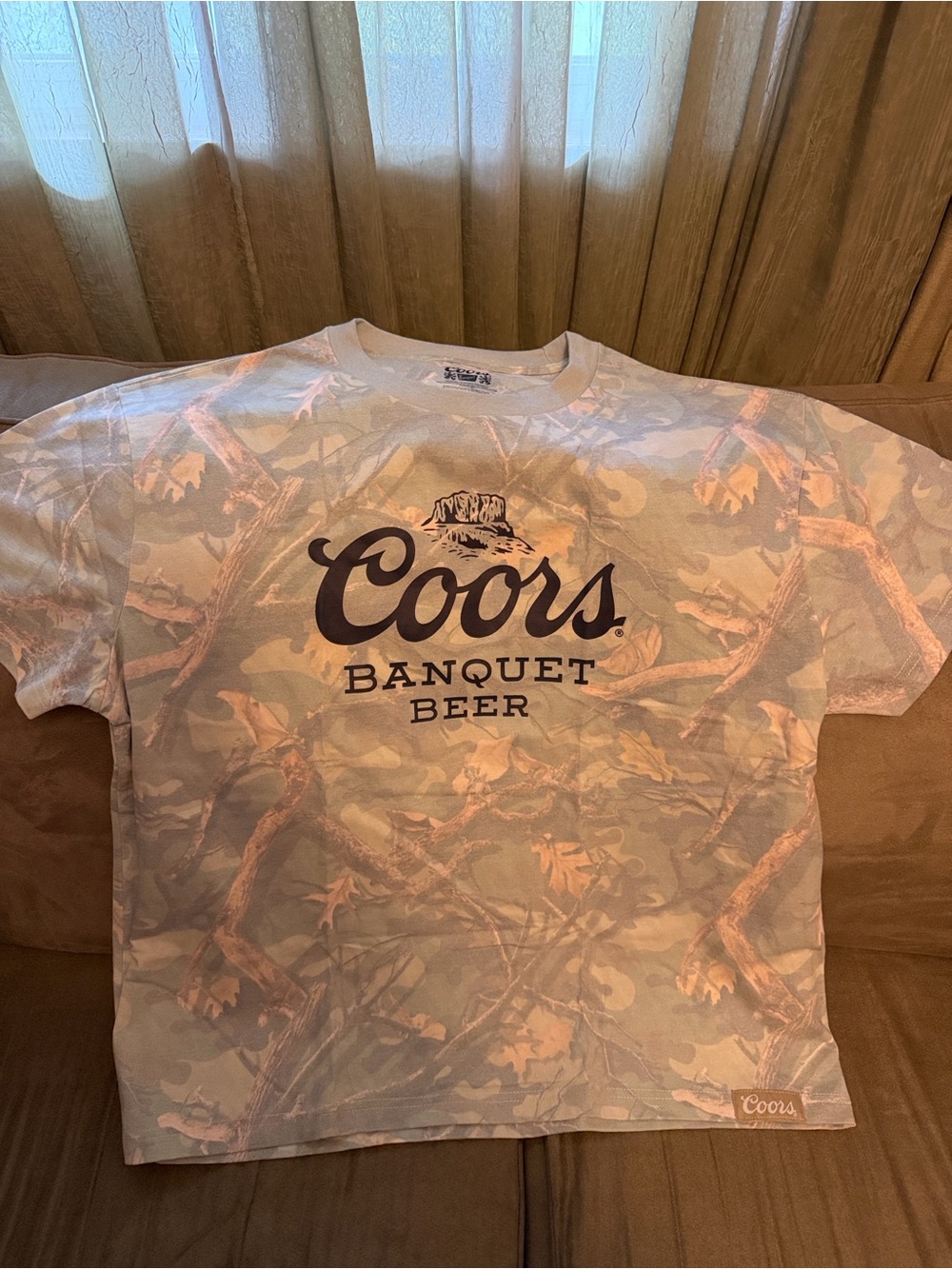 Banquet Beer Men's Camo Crew Neck T-Shirt